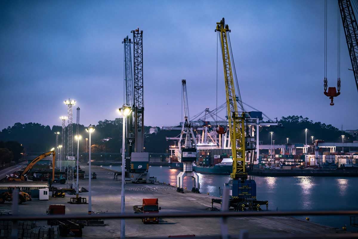 Read more about the article Why we may not know who controls the world trade in 2023?