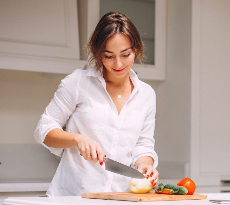 Read more about the article Master the Art of Meal Prepping for a Healthier Free Week